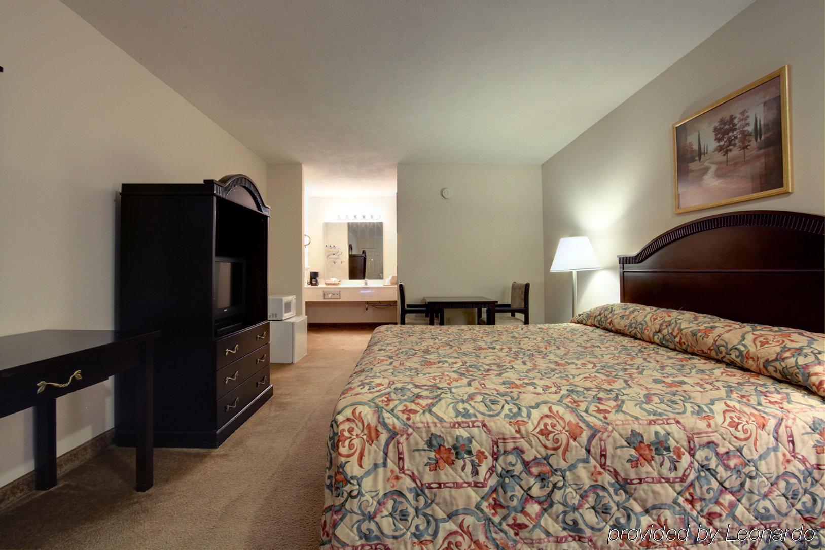 Oak Tree Inn Eupora Номер фото