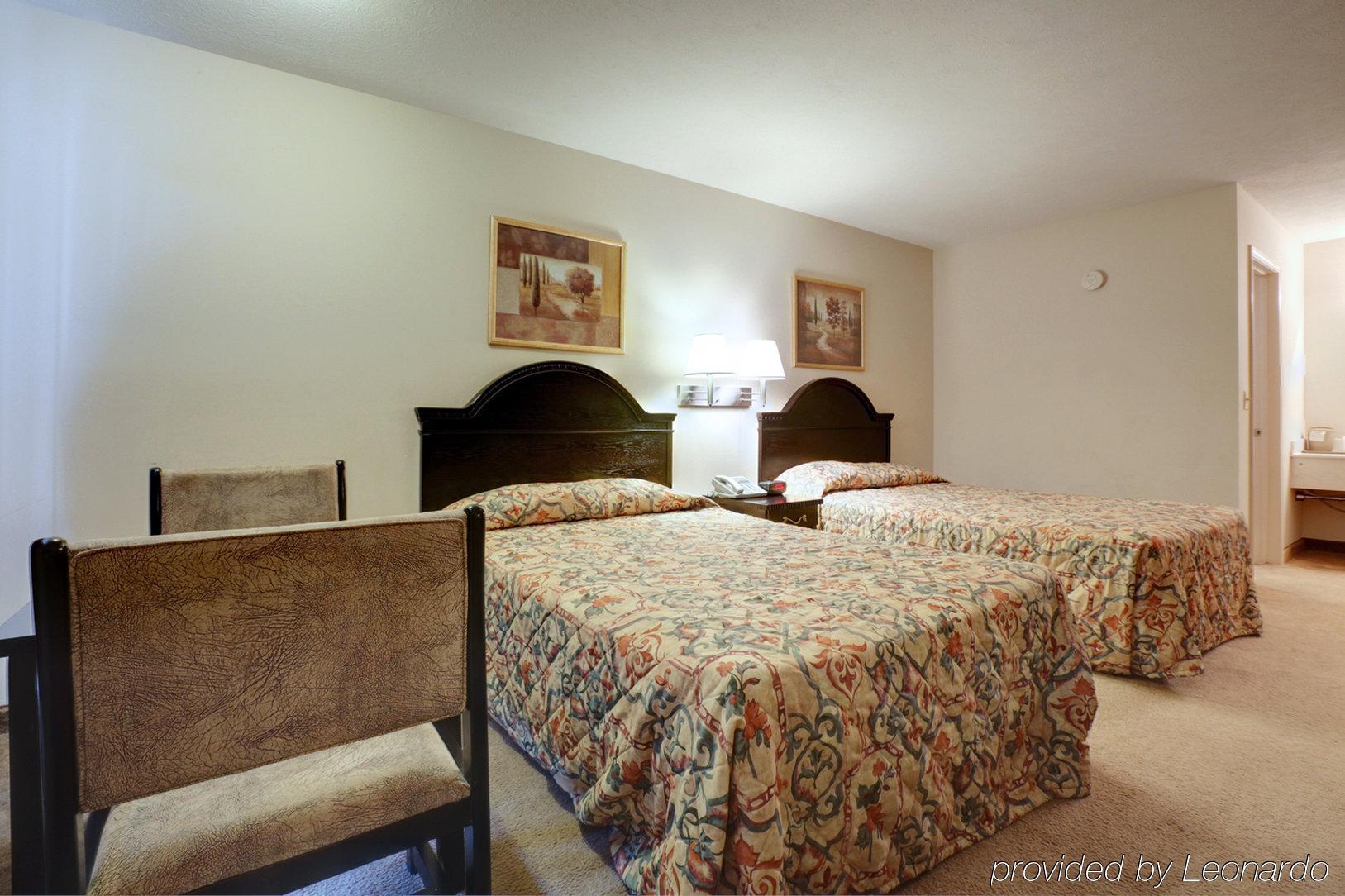 Oak Tree Inn Eupora Номер фото