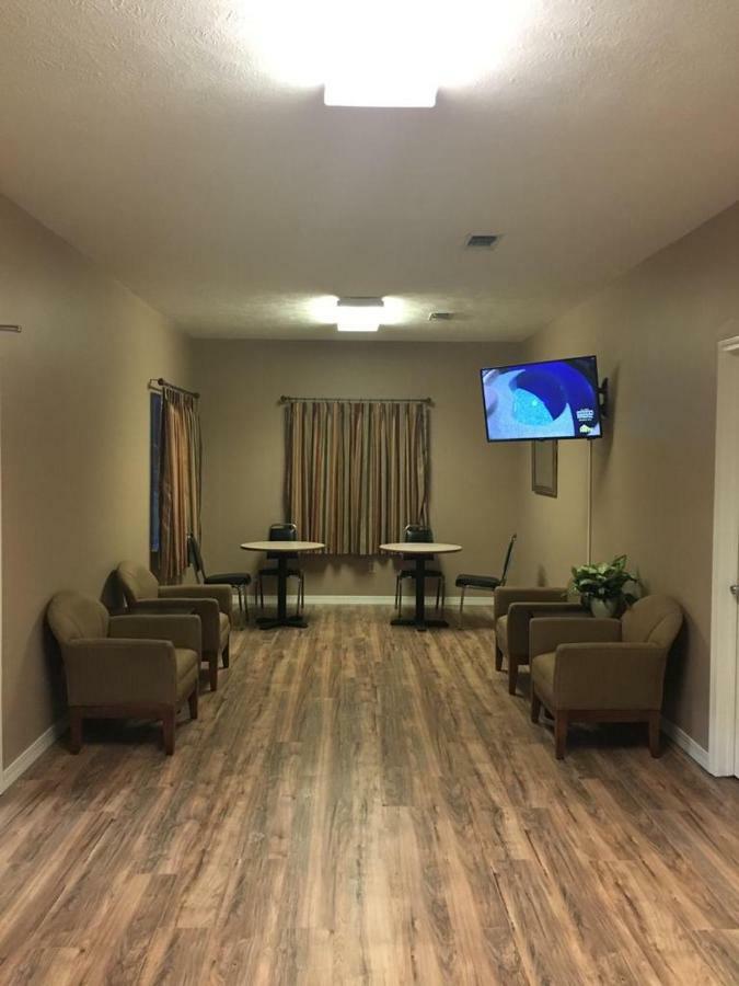 Oak Tree Inn Eupora Екстер'єр фото