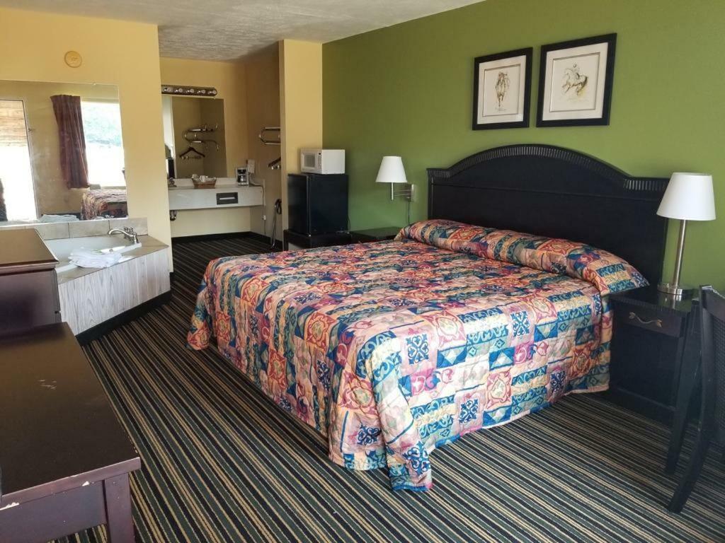Oak Tree Inn Eupora Екстер'єр фото